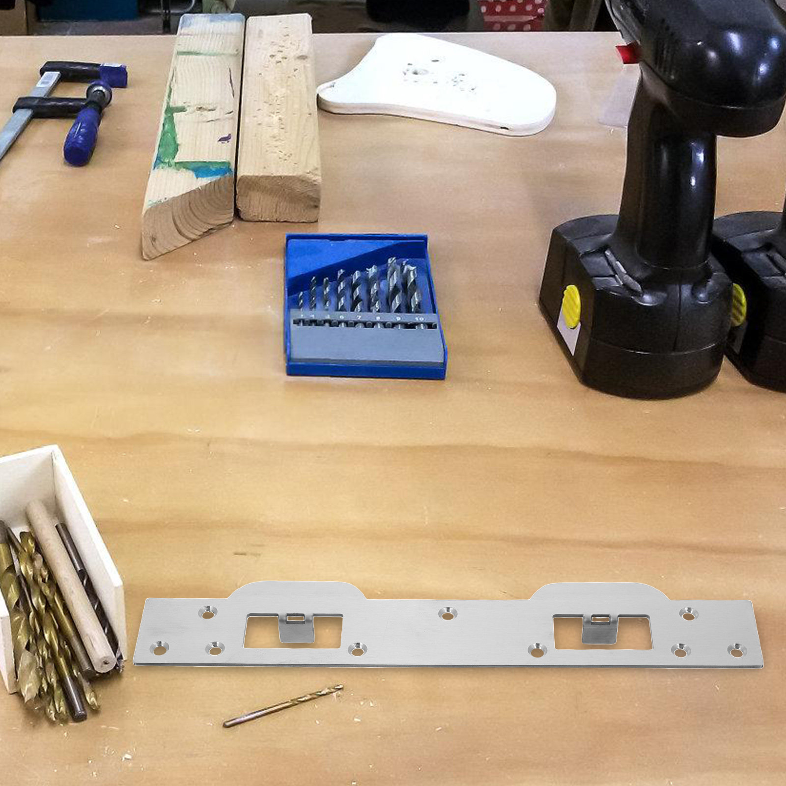 Door Reinforcer Kit - 頑丈なステンレス製強化ドアストライクプレート、内外ドア用セキュリティ強化キット、簡単設置